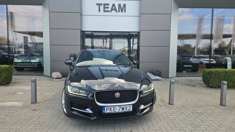 Jaguar XE