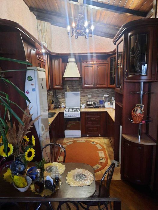 Продаж будинку с. Давидів