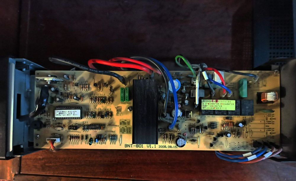 Безперебійник Powercom BNT-1000AP