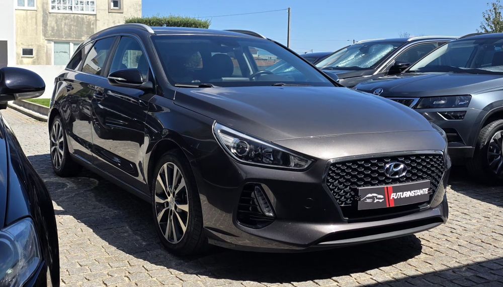Hyundai i30 SW 1.6 CRDi Style+Navi Full Extras