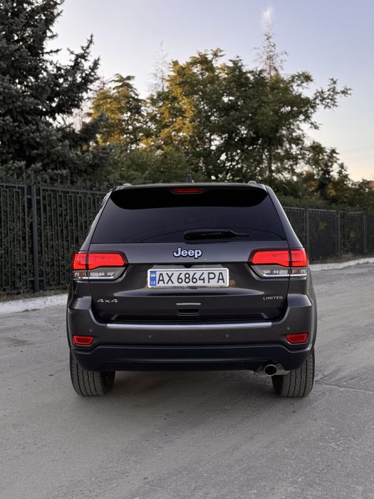 Продам JEEP Grand Cherokee 3.6 2021