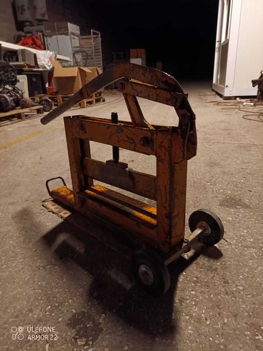 Máquina de cortar pavê