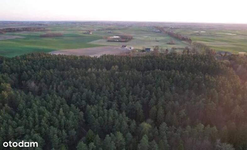 Działka w spokojnej okolicy jezior.