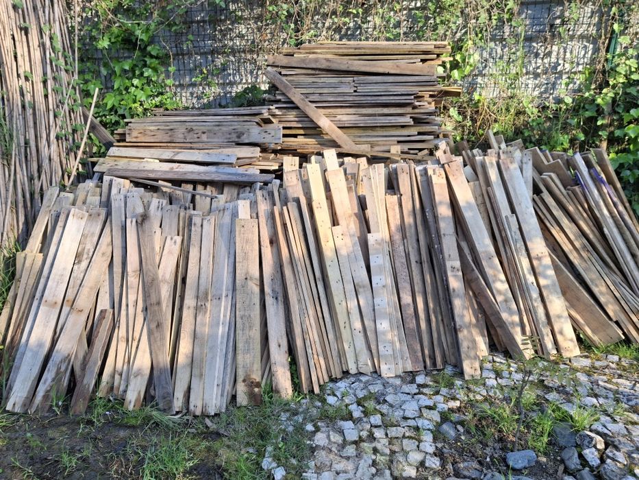 Tabuas de palete em pinho
