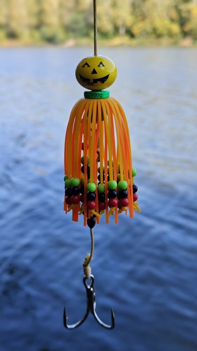 Приманка оснастка снасть на сома судака щуку блесна воблер игрушка