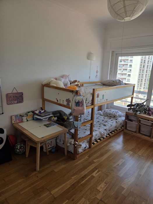 Beliche cama KURA IKEA com estrado adicional