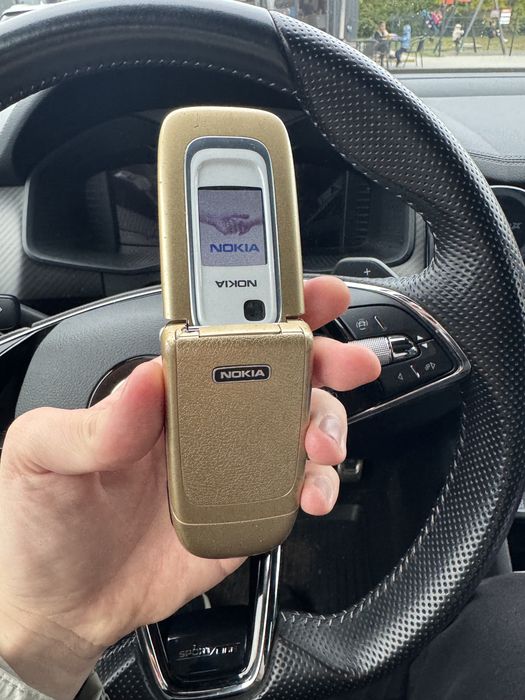 Nokia 6131, гарний стан