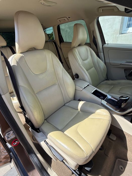 Продам Volvo XC60