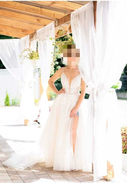 Suknia ślubna z trenem!