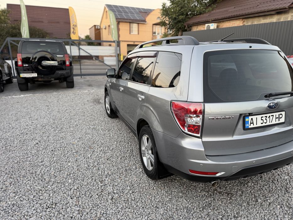 Субару Форестер 2009 рік 2.0 газ бензин автомат повний привід
