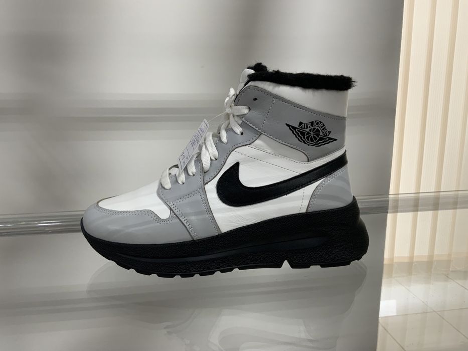 Кроссовки кеды ботинки женские спортивные зимние кожанные