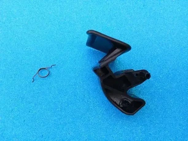 Puxador porta luvas Renault Clio III  e Megane II NOVO