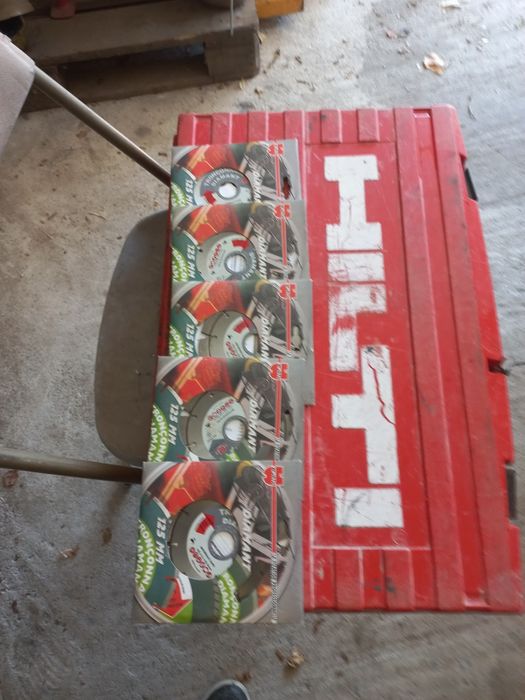 Maquina demolidor HILTI