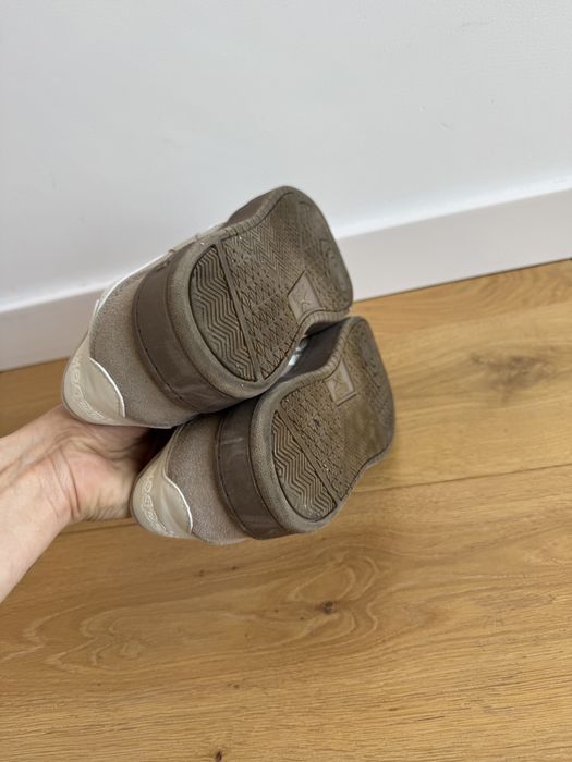 Bezowe Reebok rozmiar 41 klasyczki do wszystkiego