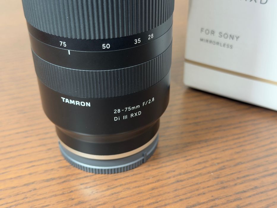 Tamron 28–75 mm f/2.8 Di III RXD