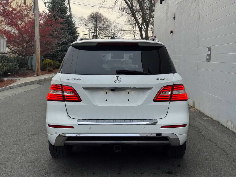 Mercedes-Benz M-Class ML 350 4MATIC      2014