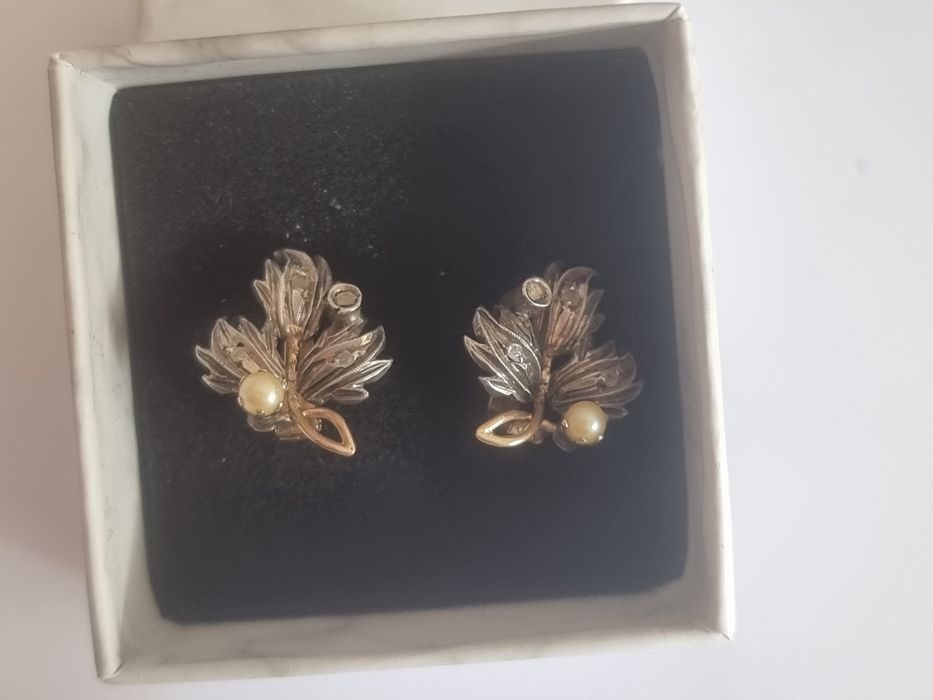 Brincos antigos ouro, prata e perola