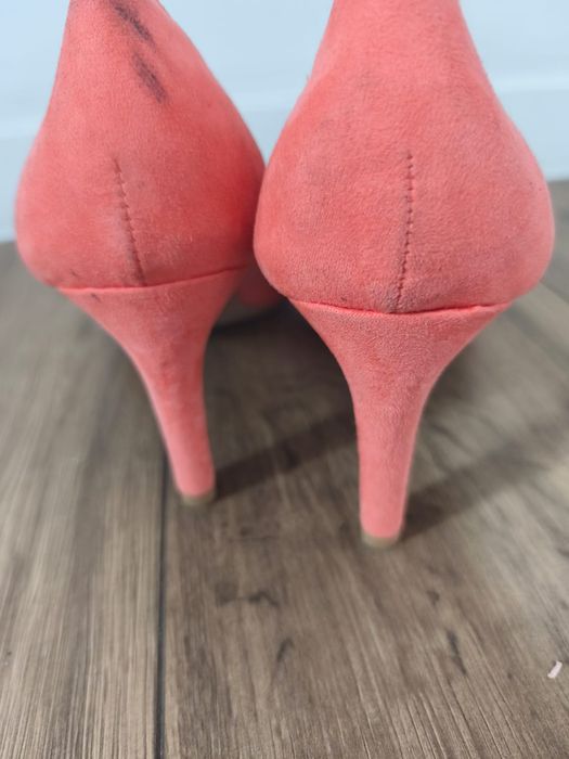 Czółenka Primark