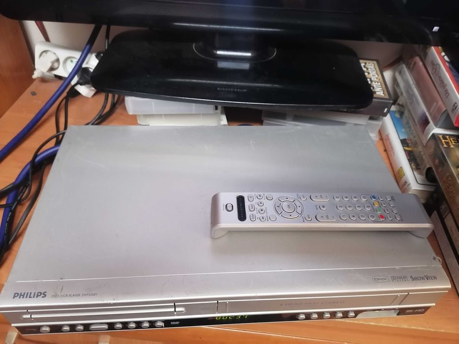 Magnetowid VHS Philips DVP3100V HI-FI stereo pilot COMBO Pilot