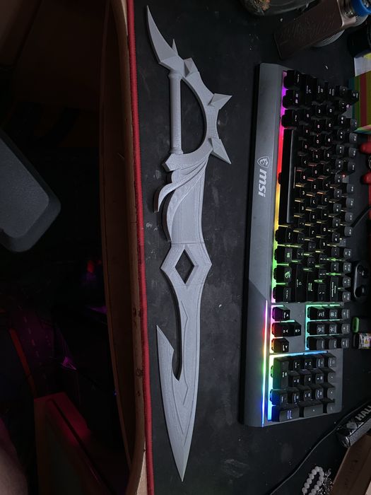 Drukowany 3D miecz fantasy / cosplay / dekoracja