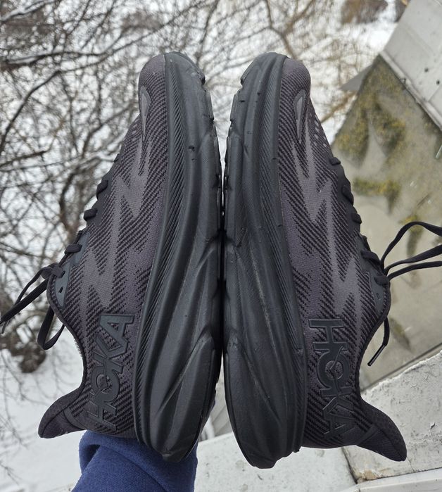 46р Hoka Clifton 9 чоловічі кросівки