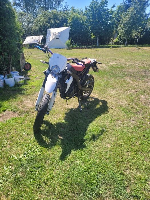 Motocykl Mondial smx 125 supermoto