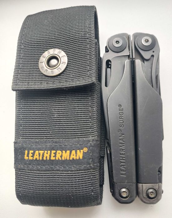 Мультітул Leatherman Surge Black