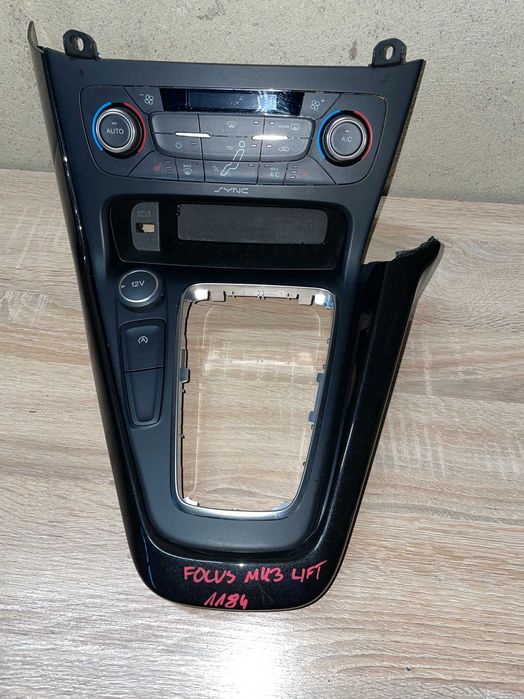 Ford Focus MK3 lift Panel sterowania klimatyzaji