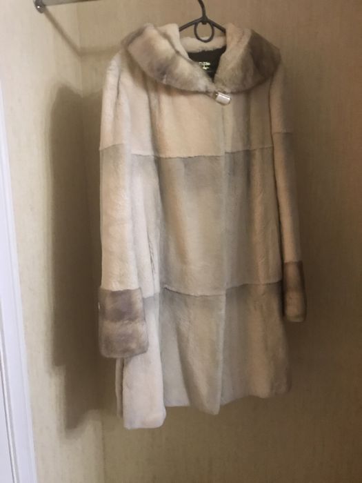 Продать шубу бобер с норкой