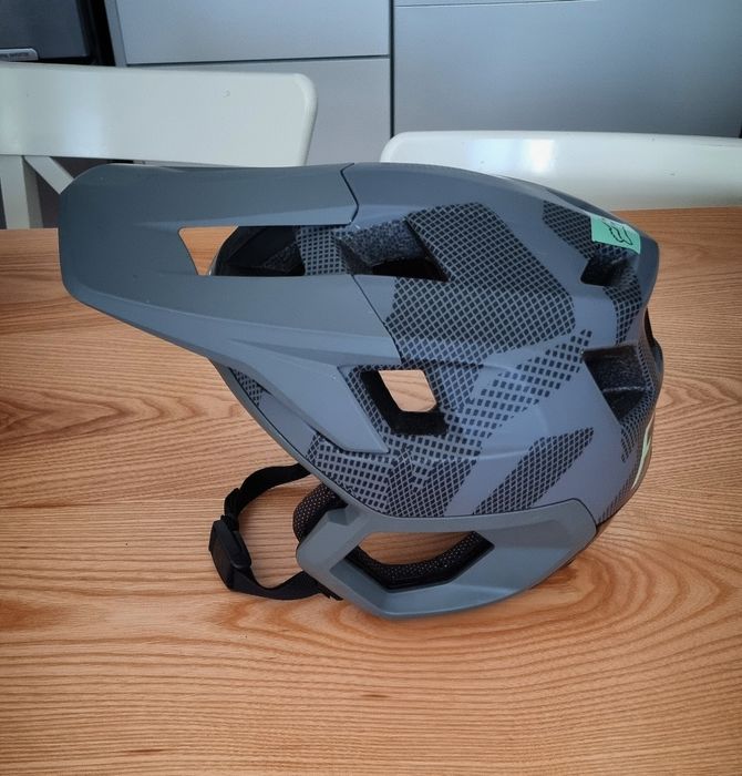 Kask Fox Dropframe Pro rozmiar M