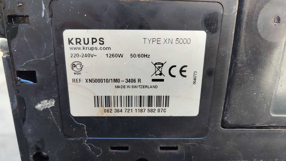 Máquina Nespresso Krups Le Cube (Branca) - Para peças / Reparação