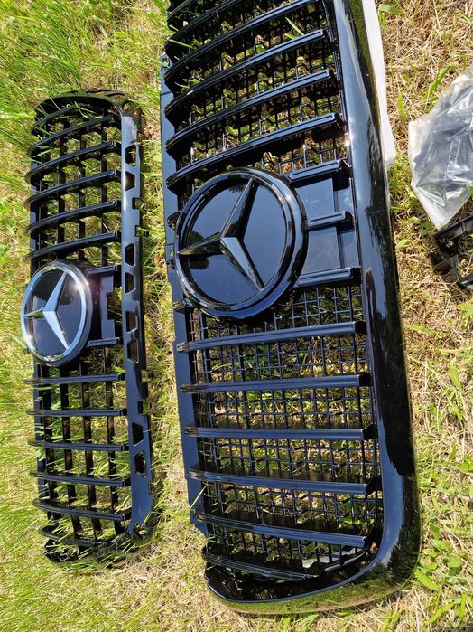 Решетка Mercedes-Benz ( GT Full Black ) SPRINTER W907 2017-2025 года