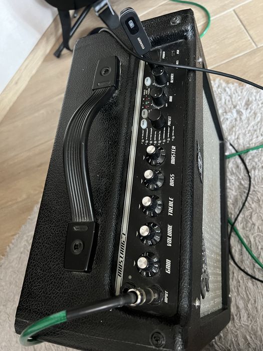Fender Mustang I V2 гітарний комбопідсилювач /комбік для електрогітари