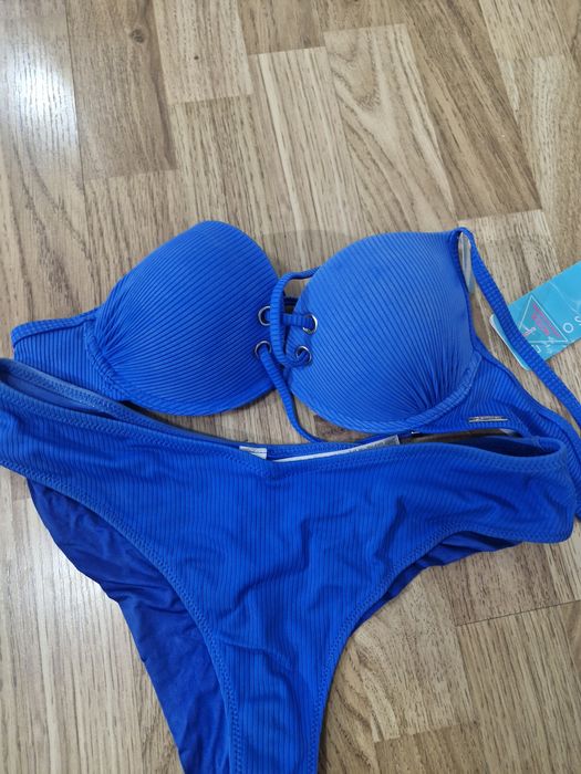 Strój kąpielowy nowy niebieski rozmiar M miseczka A