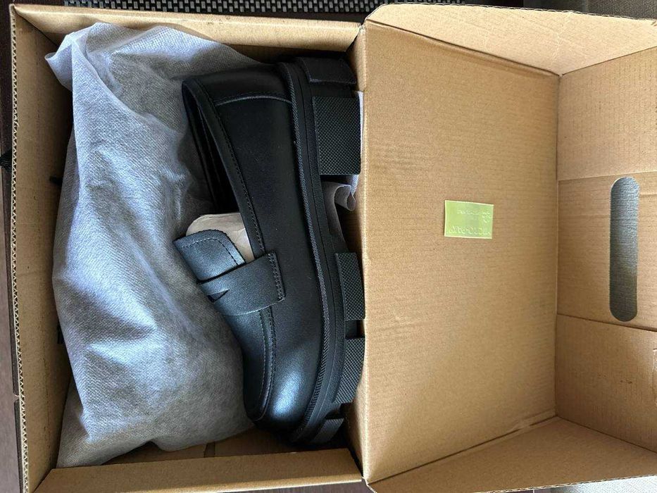 Жіночі черевики, лофери, бренд, шкіряні