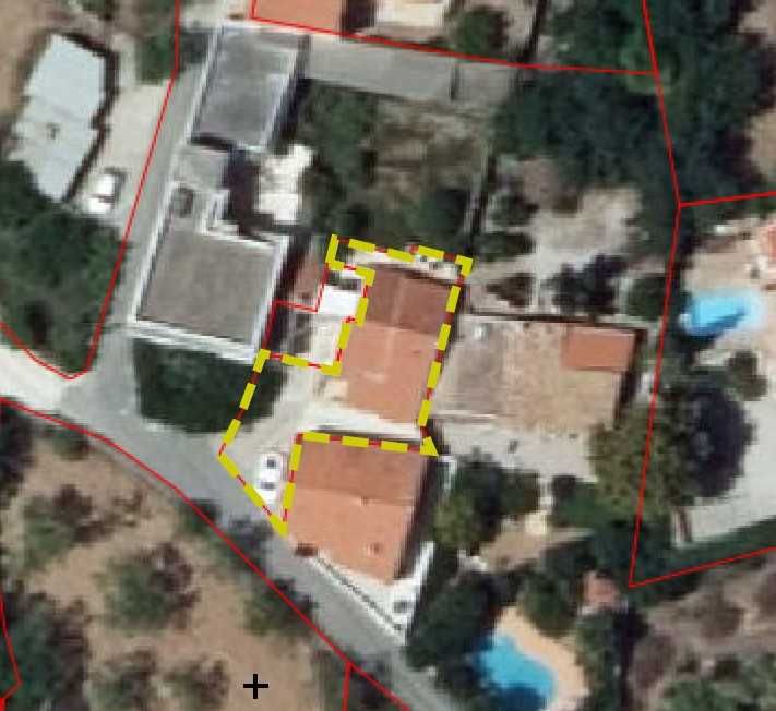 Casa Algarvia Tradicional Renovada + Ruína Reconstruível – Varjota / Loulé – Algarve