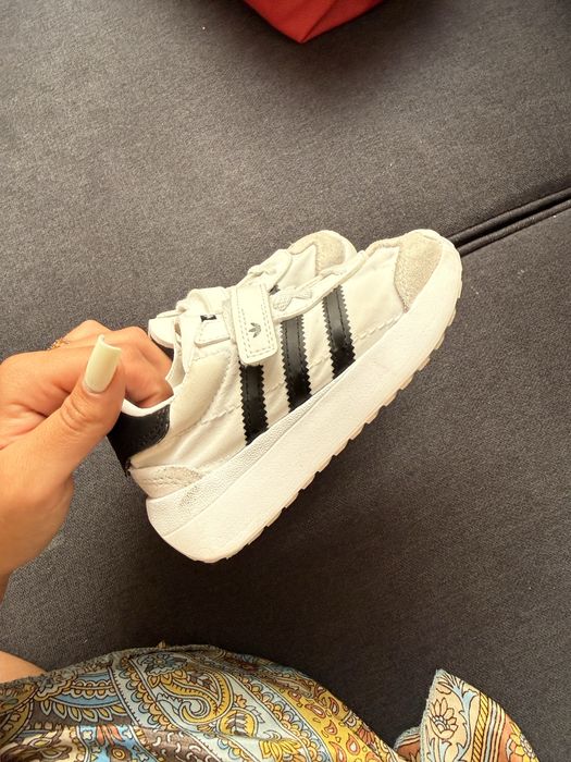 Sapatilhas adidas