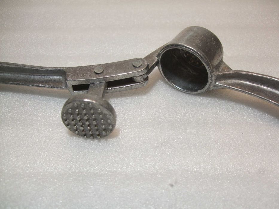 Wyciskacz do CZOSNKU PRASKA Wyciskarka METALOWA Ręczna MOCNA Zgniatacz