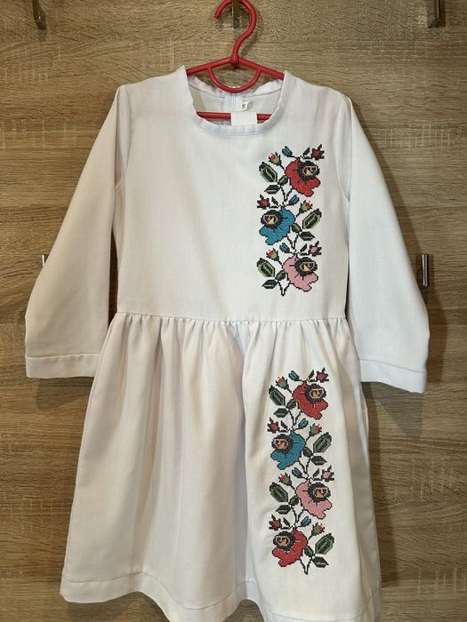 Вишиванка-сукня 140-146 розмір 8-10 років