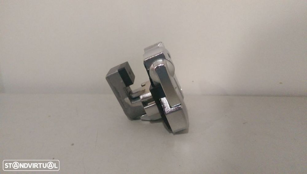 Fundo de caixa Toyota Hilux Cabine dupla