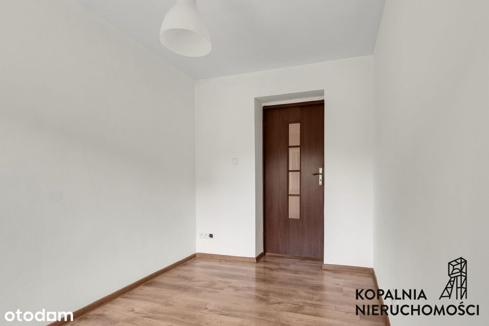 3 pok. kamienica centralne balkon 1 piętro