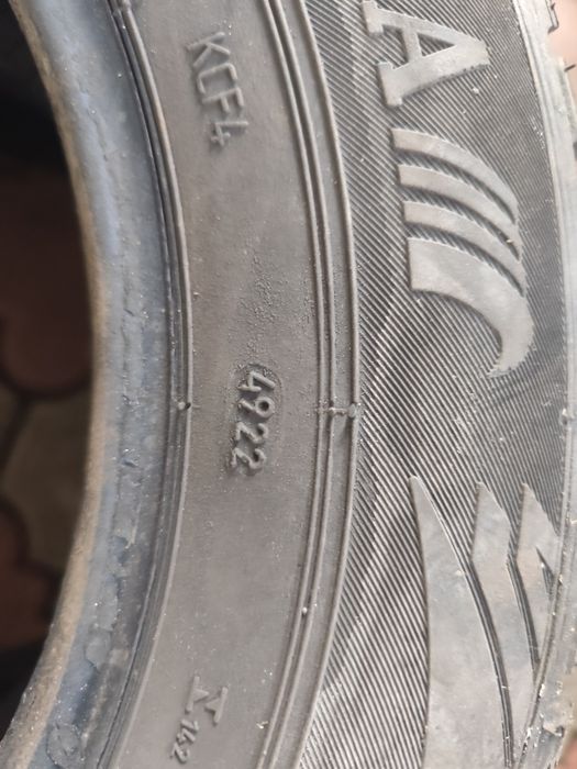 Пара зимних шин 185/65/14