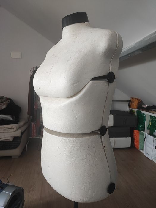 Manequim em Esferovite com ajuste