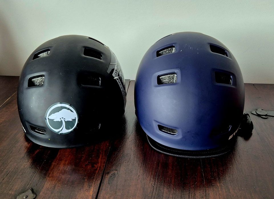 Decathlon kit proteção Skate e capacetes