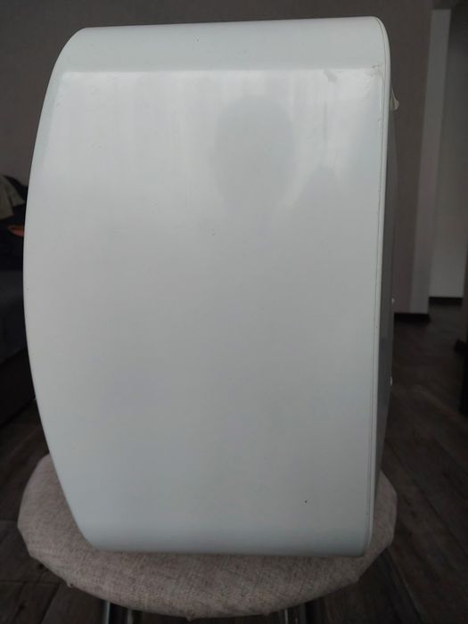 Водонагреватель напольный 10 л. Производства Италия .