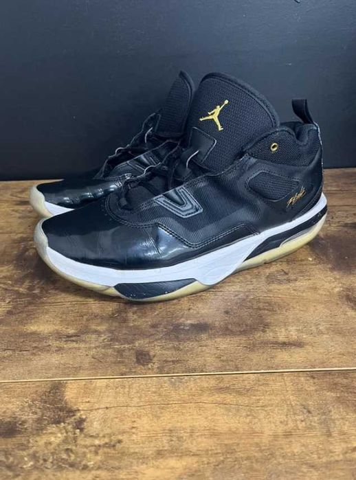 9v. Sneakersy Nike jordan Stay Loyal 3 (Gs) 42,5