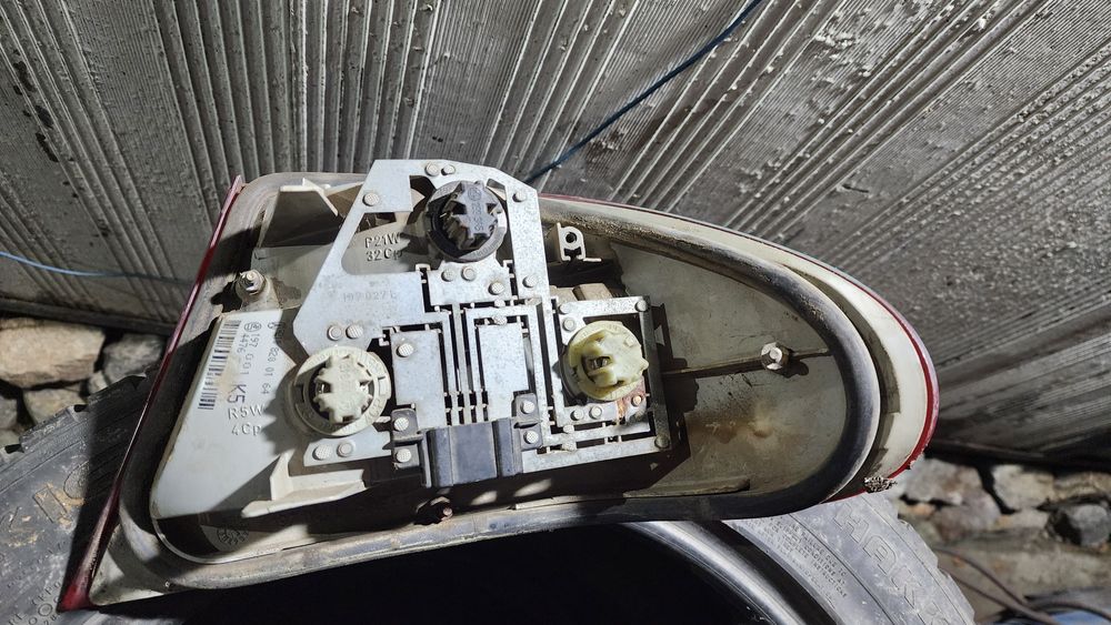 Задняя левая фара Mercedes w210