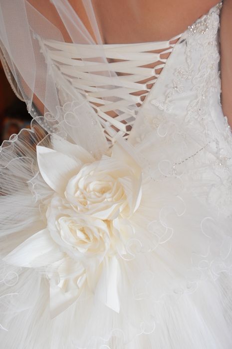 Suknia ślubna model Demetrios.