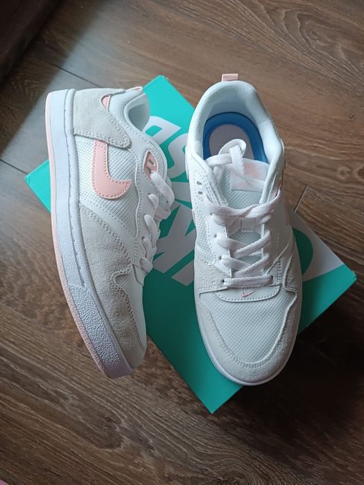 Buty Nike damskie SB Alleyoop r.38.5