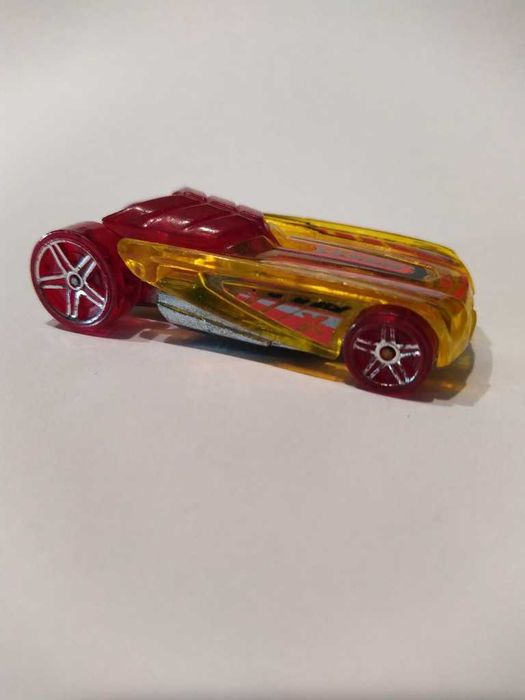 Hot Wheels Paradox z 2014 roku